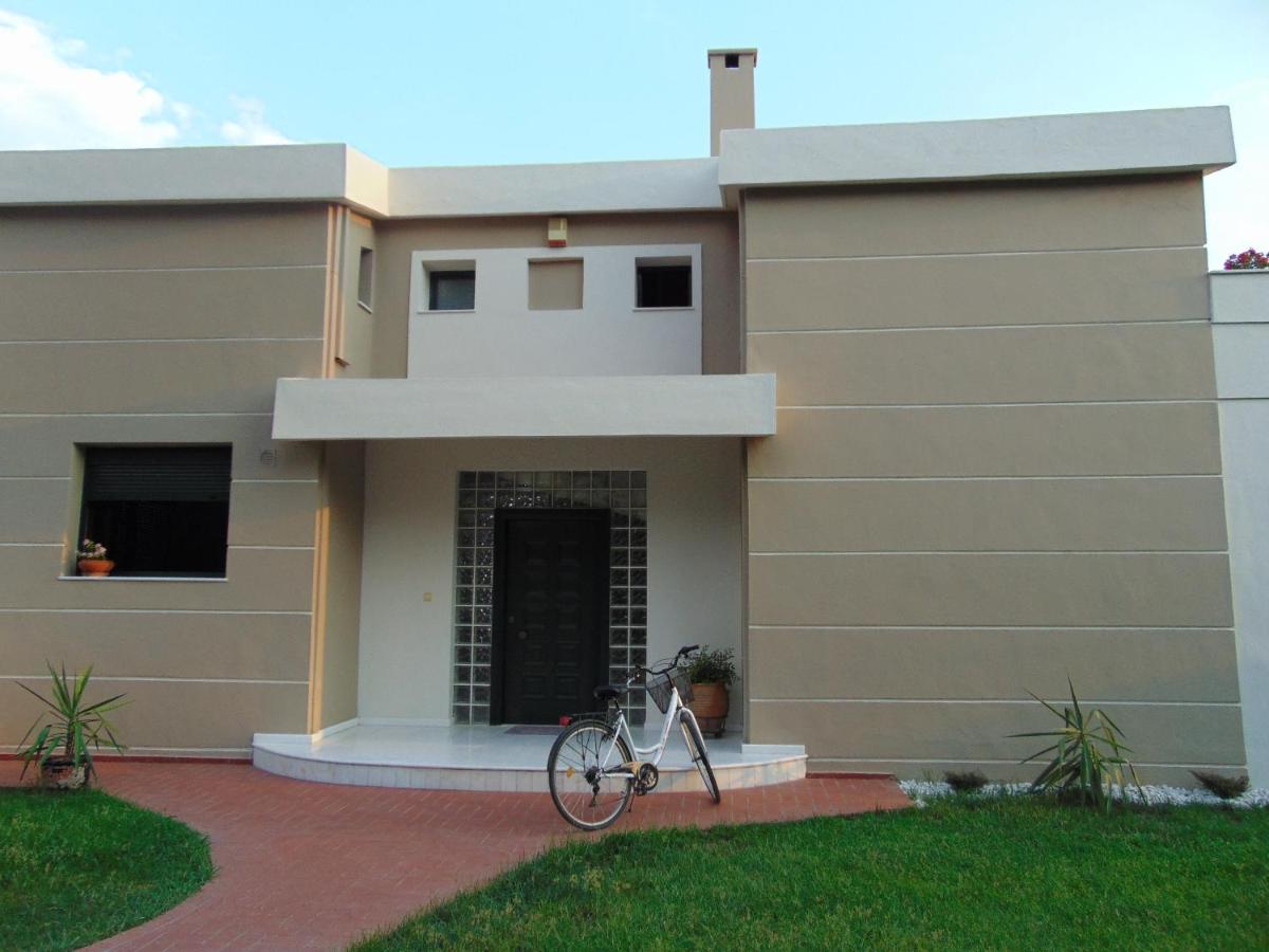 Crystal Bay Apartment Paleo Tsifliki Exterior photo